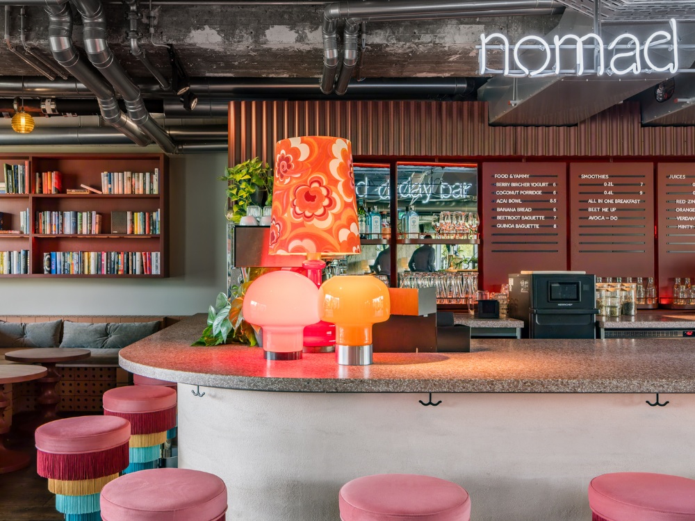 Nomad Day Bar
