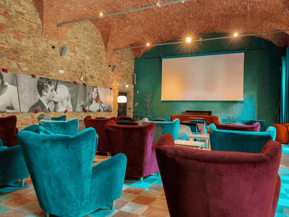 Apericinema: A Cinematic Aperitivo Experience