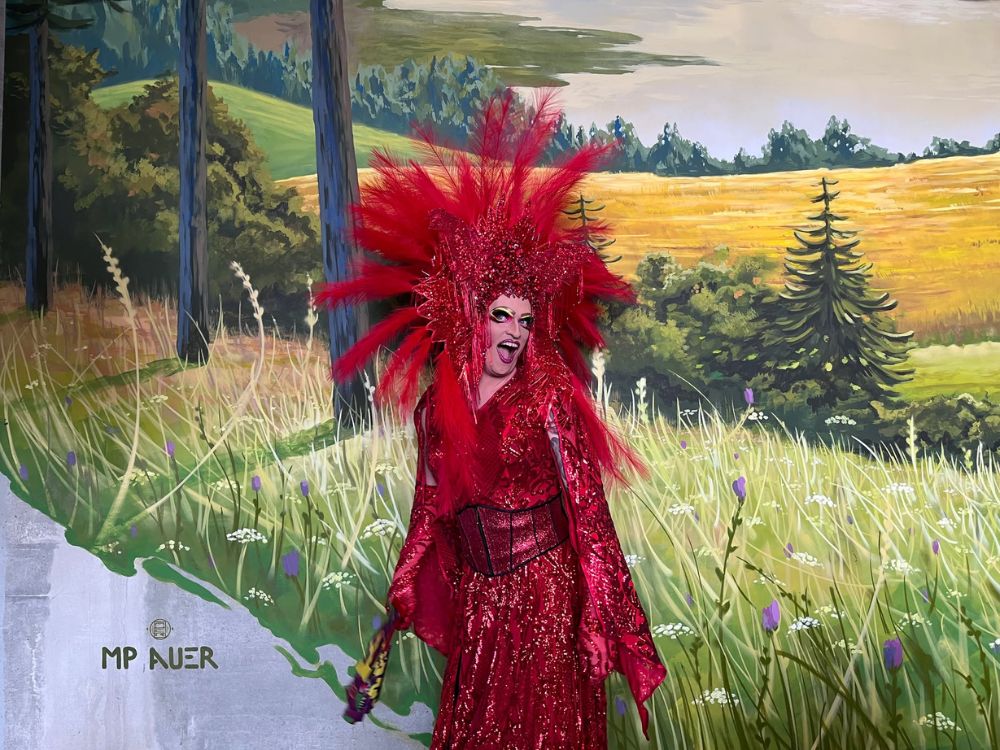 Drag Me to Dinner: Miss OTB at NENI
