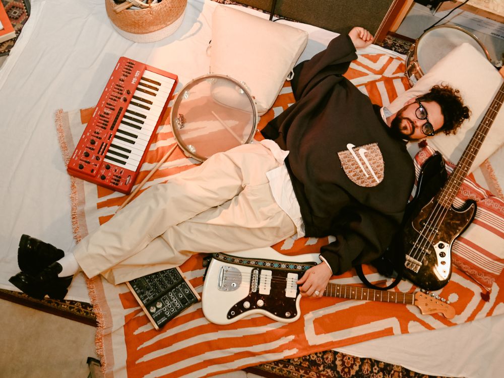 Monkey Tunes w/ TTeo & Snacks