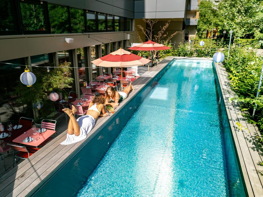 Spritz & Splash Pass