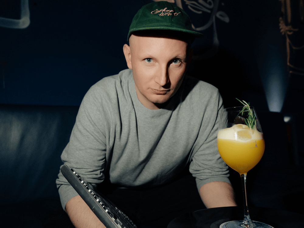 Klaus Insehaus at The Paris Club