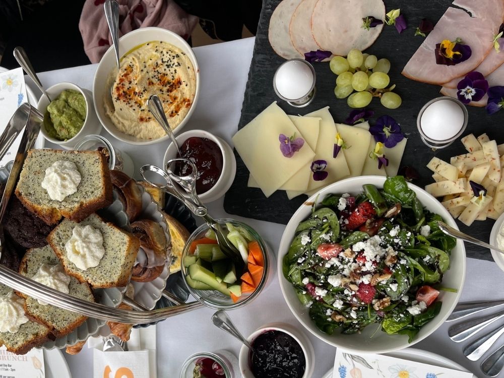 Weekend Etagere Brunch